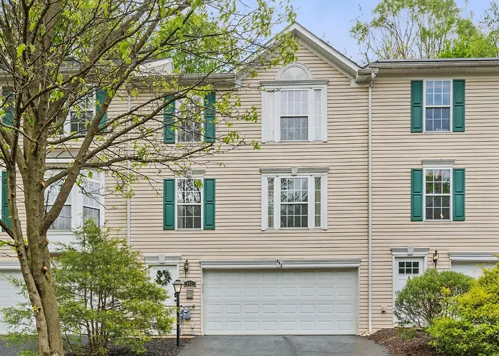 New 3 Bdrm - Mt Washington - Garage
